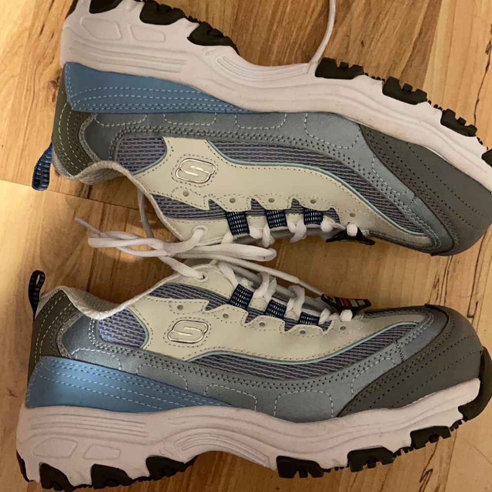 Skechers